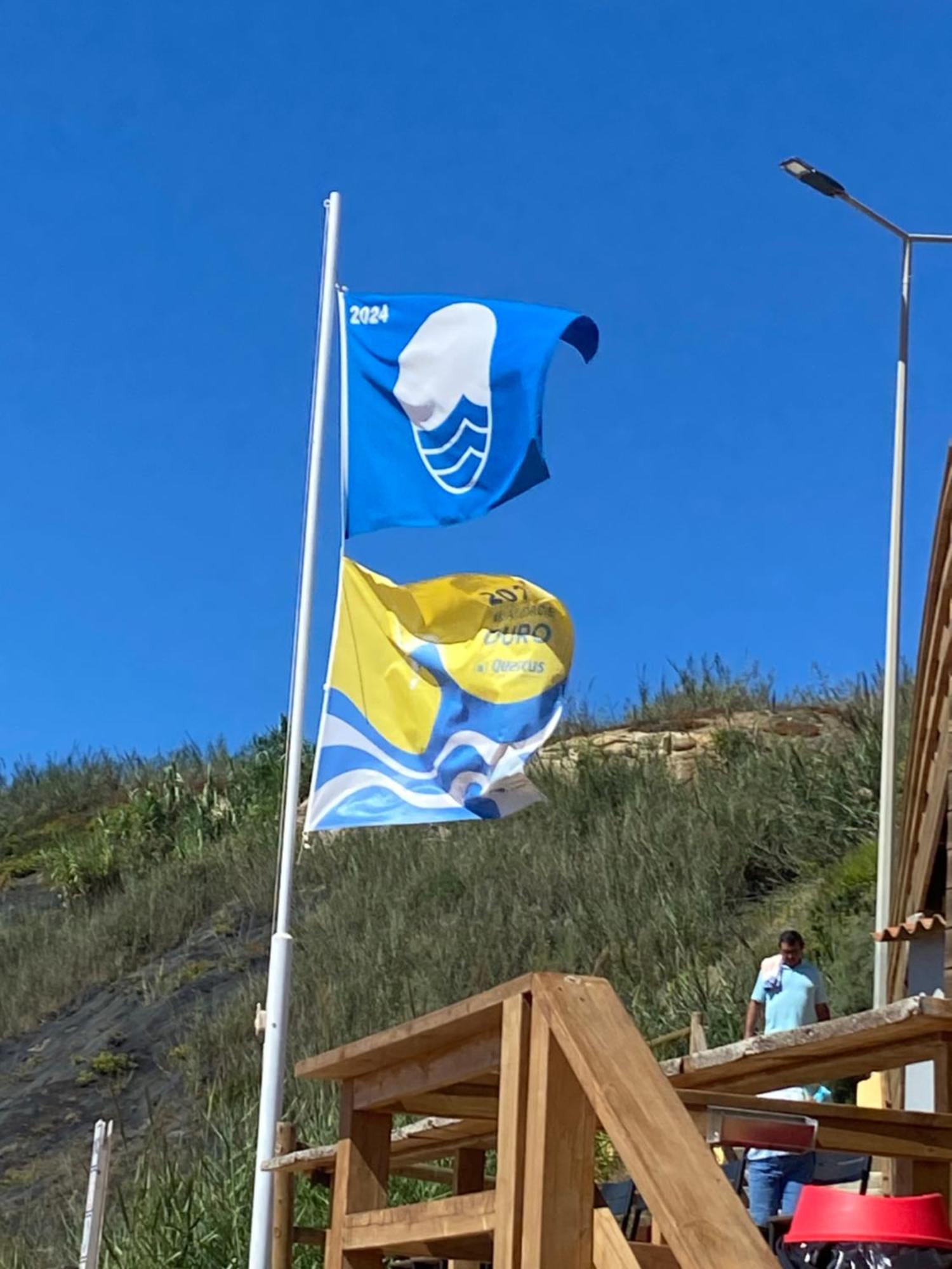 Apartmán Casa Do Portao Azul - Dourada Atouguia Da Baleia Exteriér fotografie